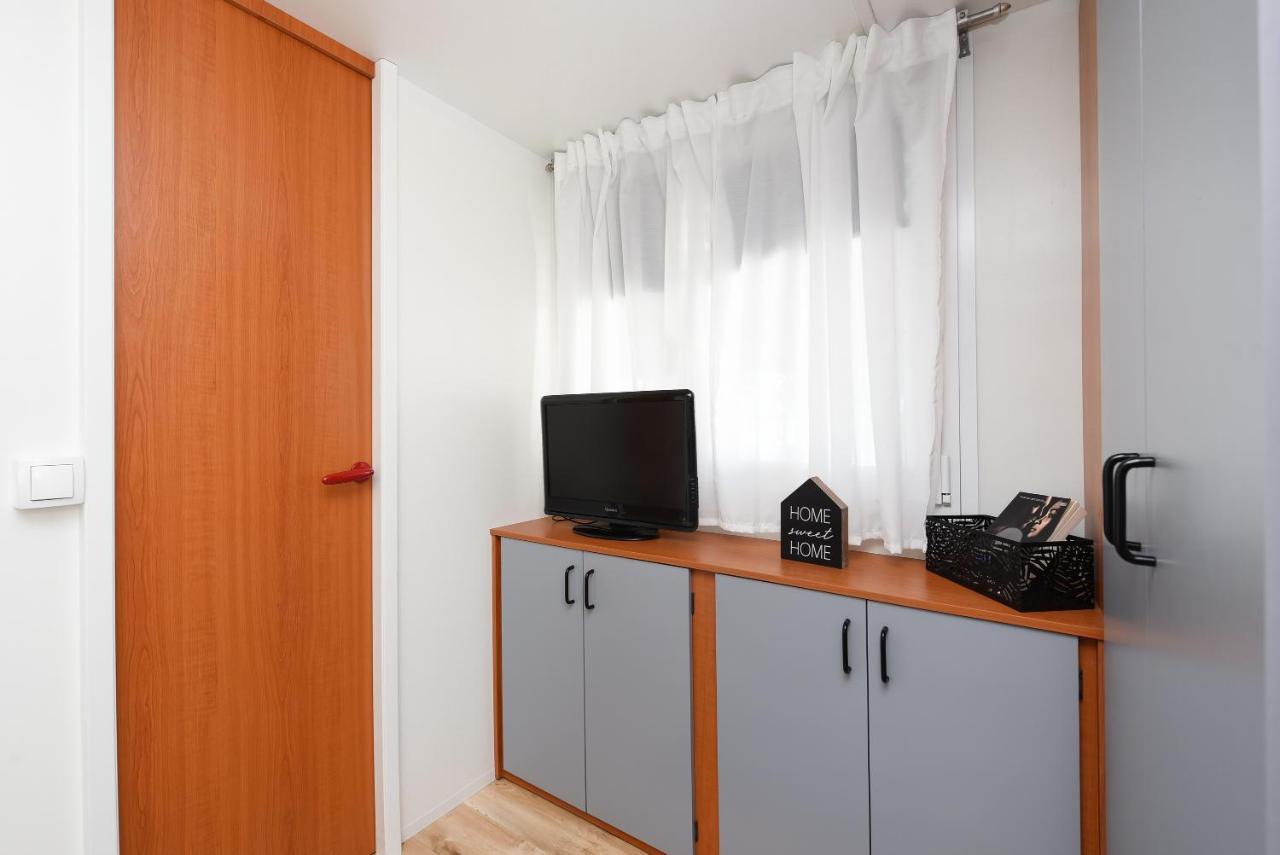 Mia Mobile Home With Jacuzzi Ždrelac Dış mekan fotoğraf